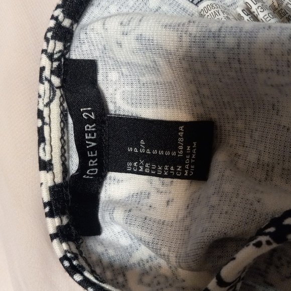 Forever 21 Crop Top - Picture 4 of 4